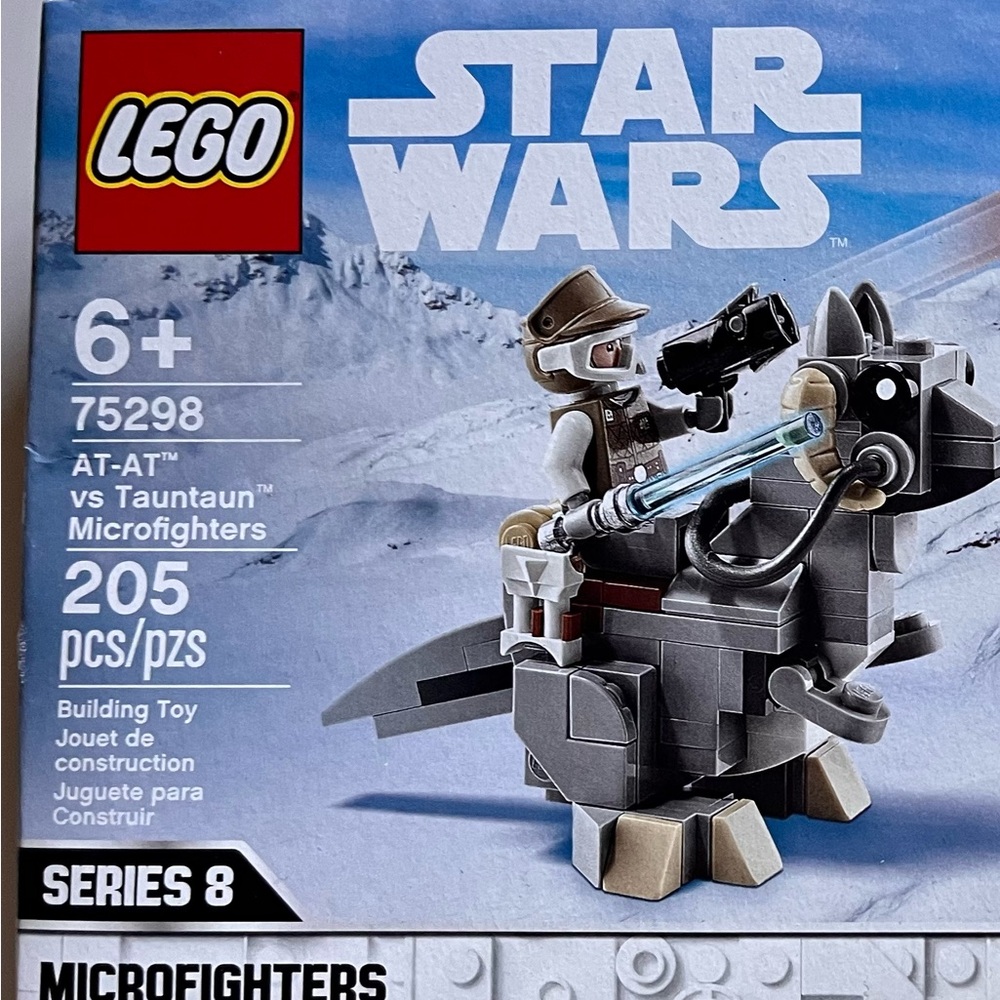Lego AT AT vs Tauntaun microfighters set. Retired product.